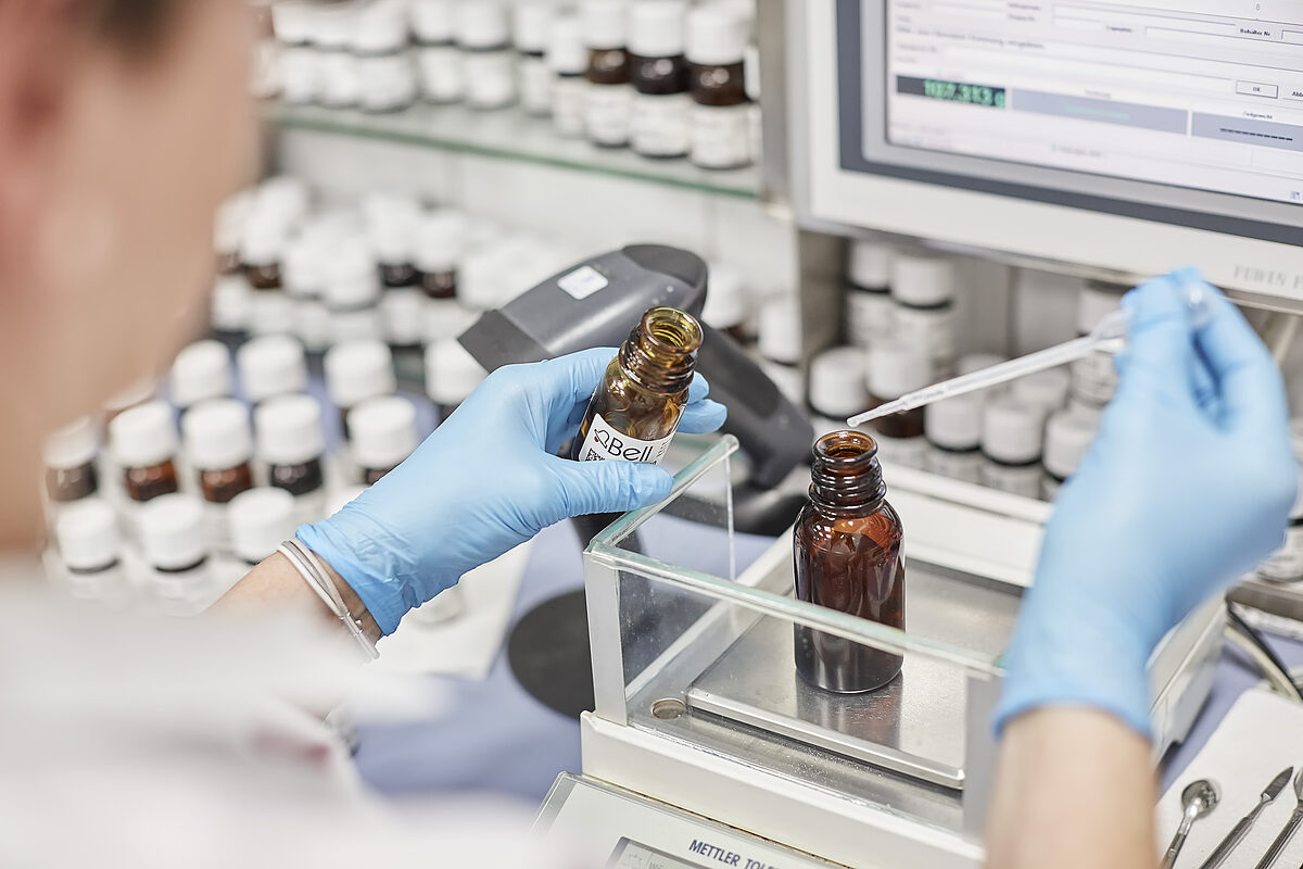   Leipzig riecht | In Miltitz residiert ein weltweiter Pionier in der Duftherstellung. Heute experimentiert er als Bell Flavors & Fragrances mit dem Aroma Leipzigs  