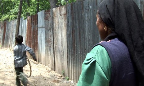   Filme, die auf den Magen schlagen | Zwei ganz unterschiedliche Perspektiven auf Indien werden in diesem Programm gezeigt.  