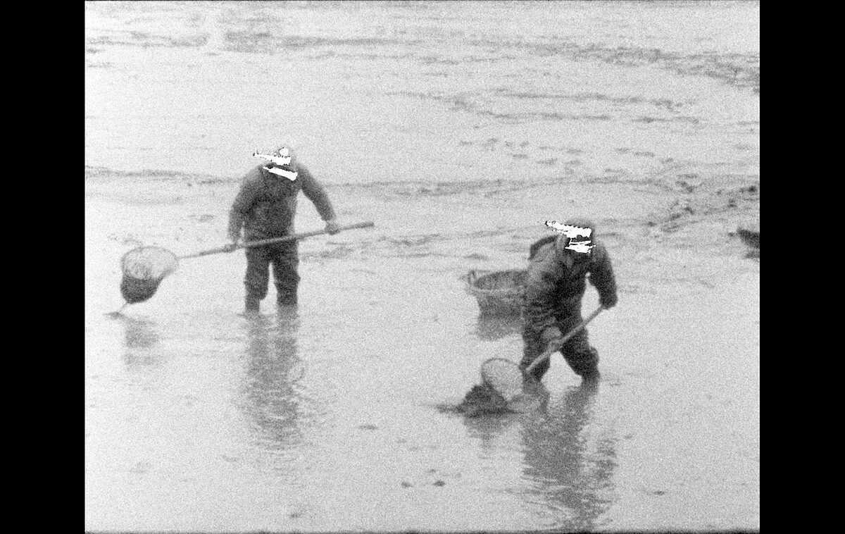   In Shallow Water | Einsitzen für Weihnachten  