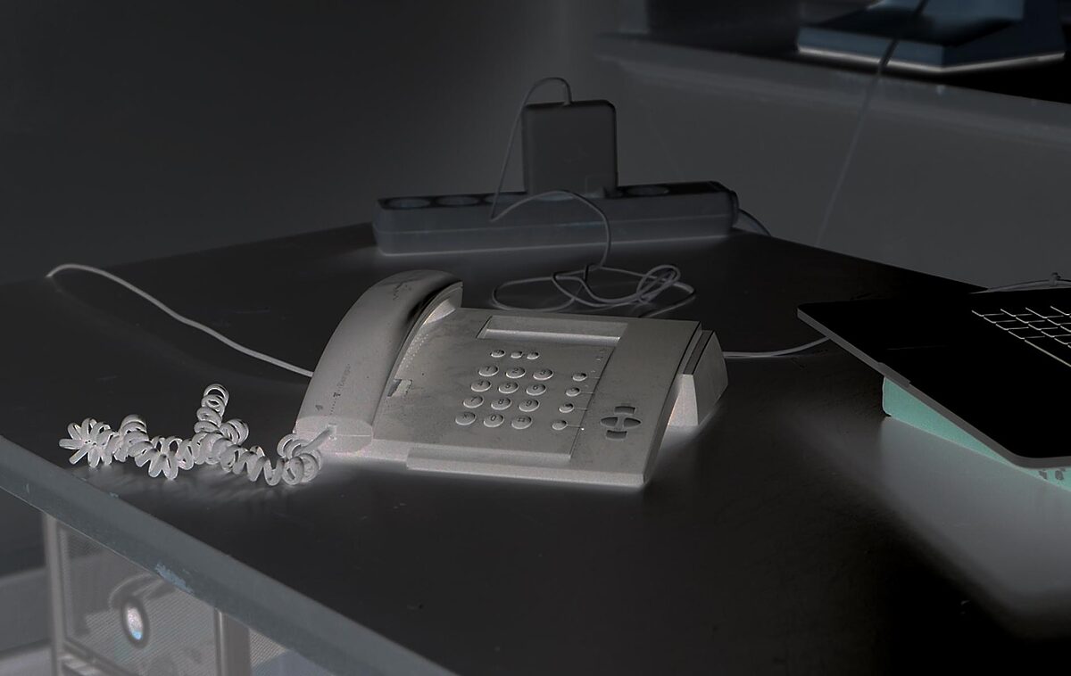   Trostspender wider Willen | »Cold Call«: Wie Langeweile einen Scammer zum Menschen machte  