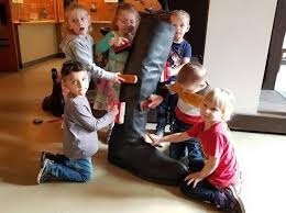 Stiefelputzen mit der Märchenfee Ilonka Struve im Schloss ---