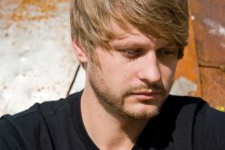   »Das ist ein Album und keine Single« | Der House-Musiker Mathias Kaden im Interview  