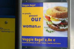   Bagel Brothers erhöht die Preise | Seit 18. August kosten einzelne Bagel-Sandwiches um bis zu 25 Cent mehr. Als Grund werden »dramatisch gestiegene Kosten« angegeben  