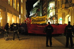   Die Antifa legt los | Eine Kundgebung gegen Rassismus in Leipzig geriet zur lautstarken Medienschelte  