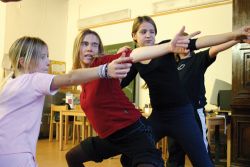   Tanzfläche Schulhof | Tanz-Angebote in Ganztagsschulen liegen im Trend  