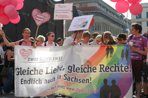   »Das ist eine glatte Lüge« | Diskriminierung von Homosexuellen: Sebastian Manzke und Christian Richter über die Vertröstungen der sächsischen Regierung bei der Gleichstellung Eingetragener Lebenspartnerschaften  