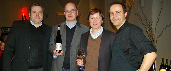   Attmann war da | Der Weinmacher aus der Pfalz schenkte im Restaurant Max Enk markante Weine aus  