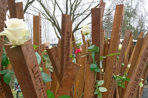  Gegen das Vergessen | Eine Kunstinstallation in Abtnaundorf gedenkt der Opfer des Nationalsozialismus  