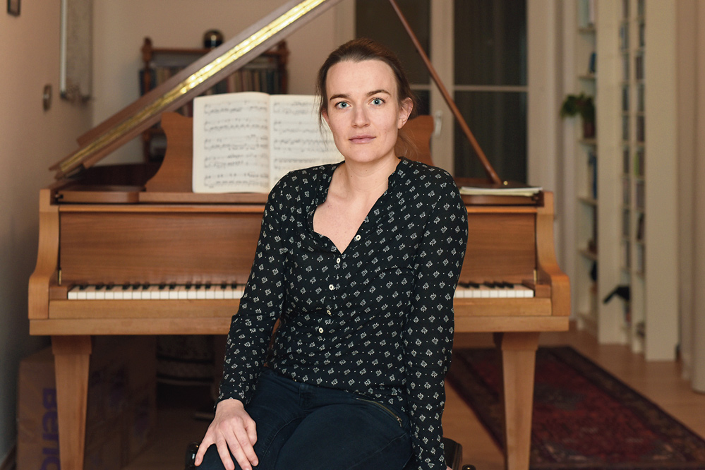   »Es gibt noch gläserne Decken« | Kyra Steckeweh ist dem Leben vergessener Komponistinnen auf der Spur  
