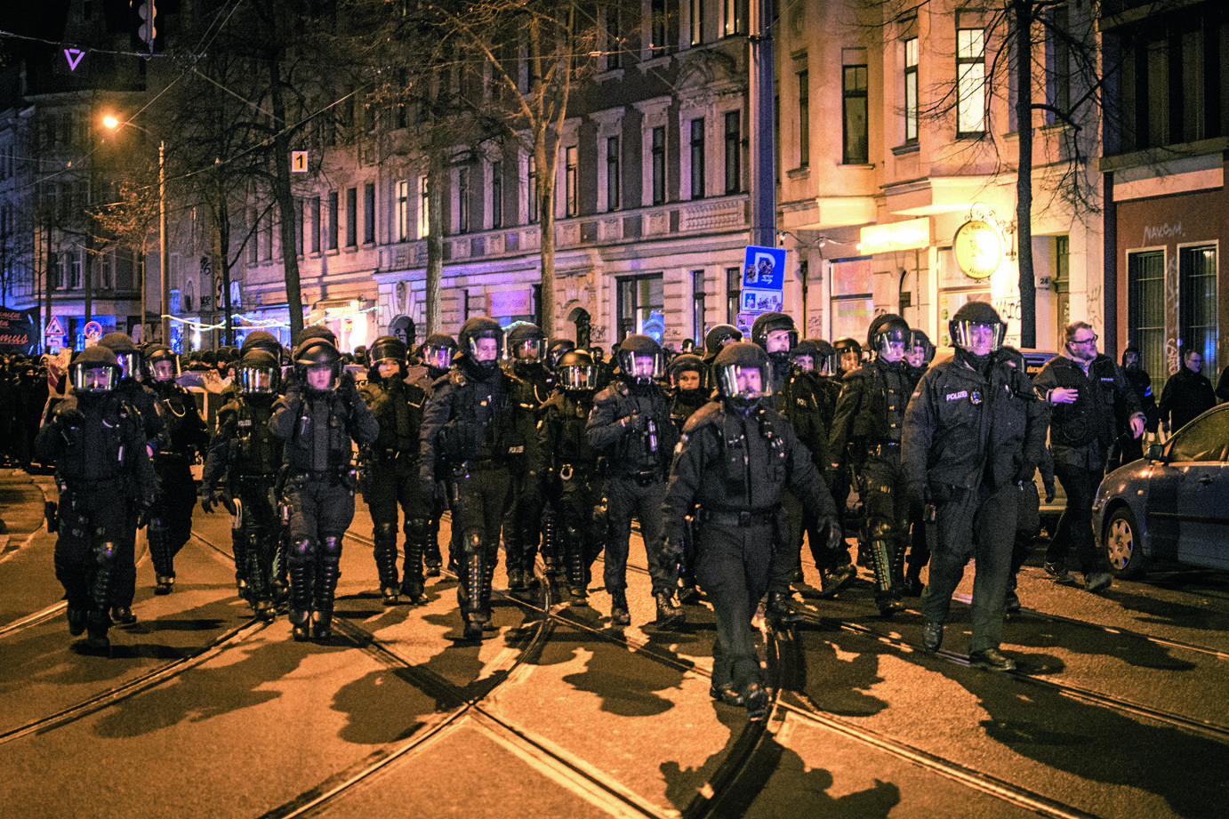   Doppelte Standards | Linkem Protest in Leipzig begegnet die Polizei besonders rabiat  