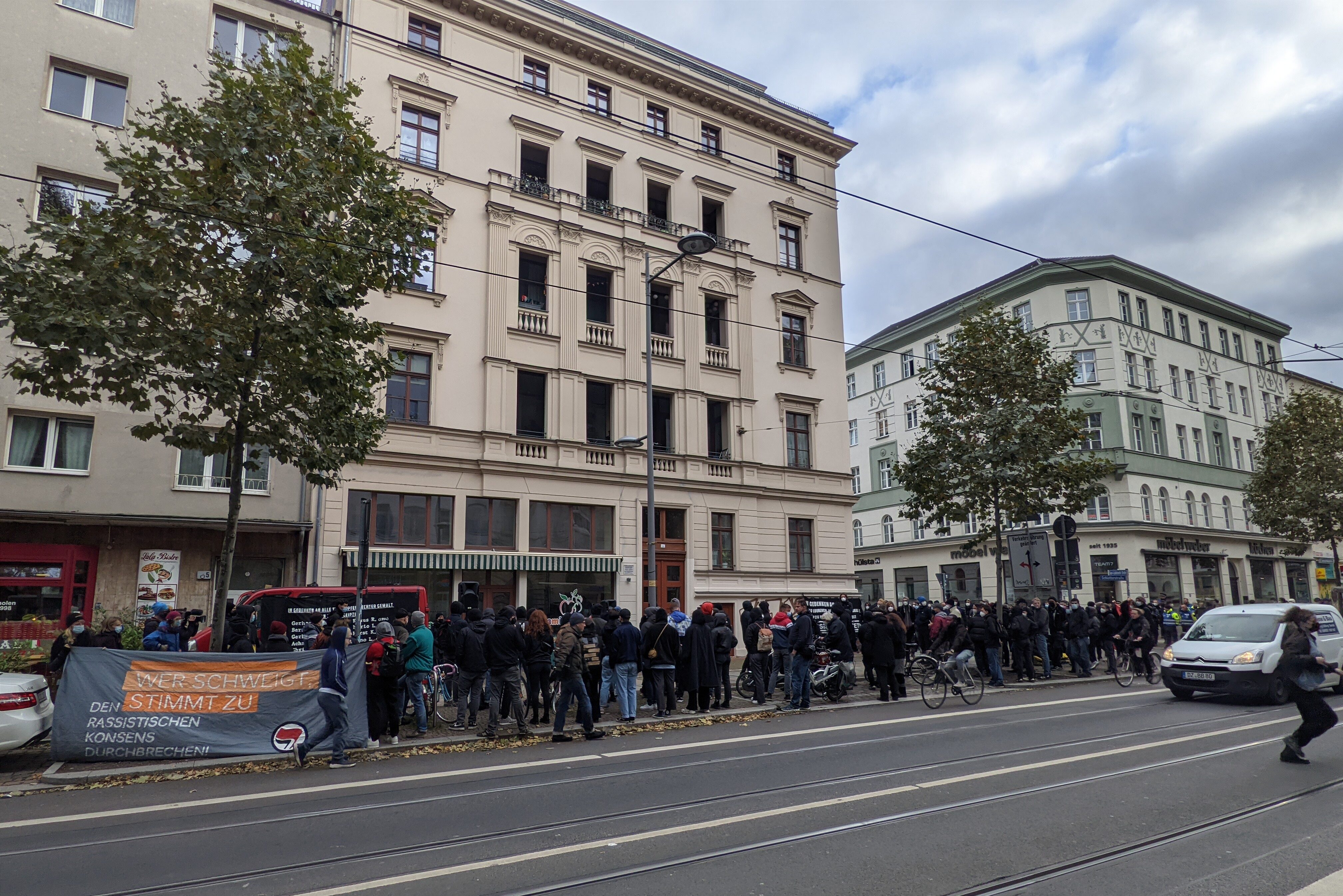   Leipziger Polizeifestspiele | Polizeilicher Ausnahmezustand in Leipzig trotz Demo-Verbot  