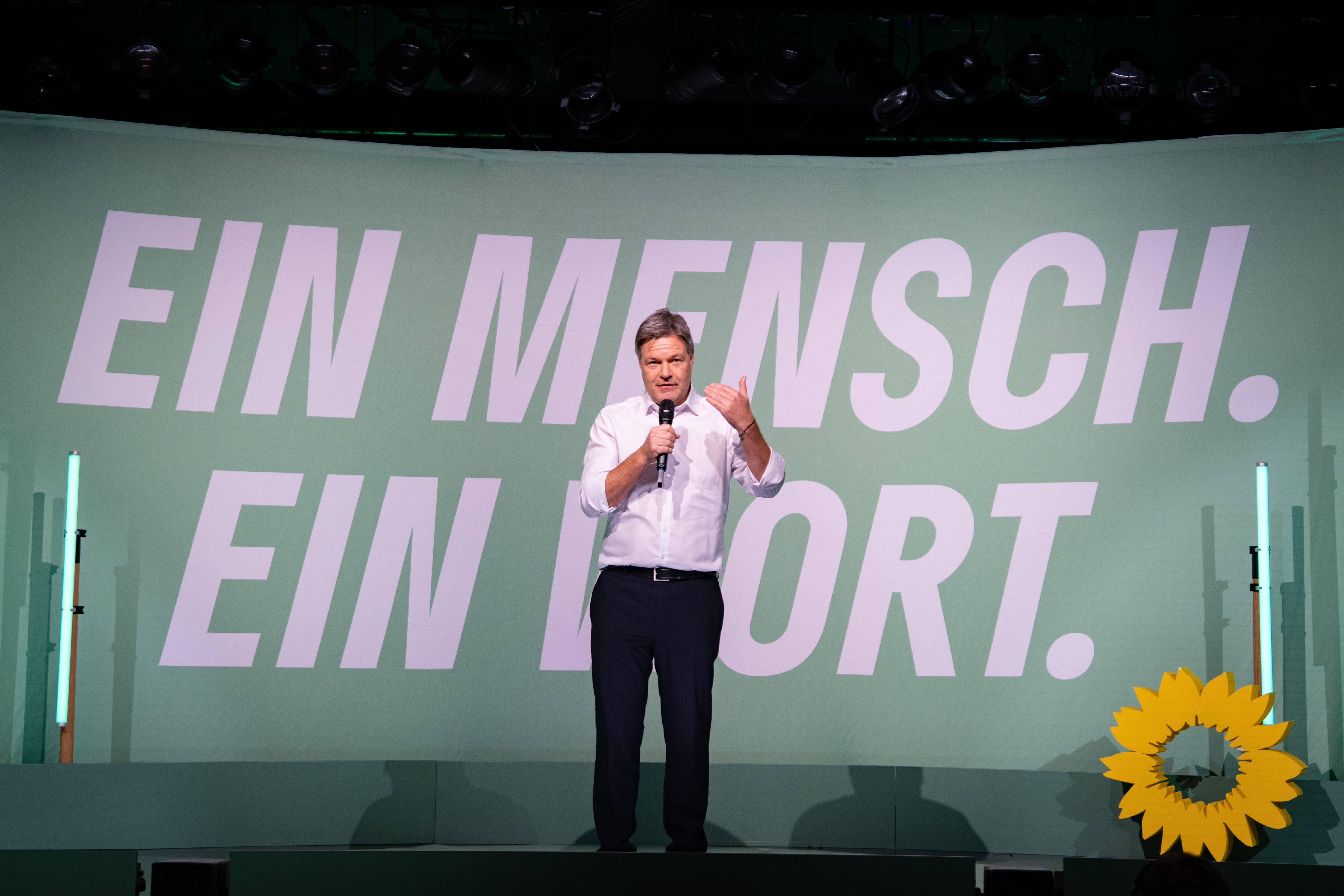   Ein Stopp in Sachsen | Robert Habeck macht auf seiner Wahlkampftour Halt in Leipzig  