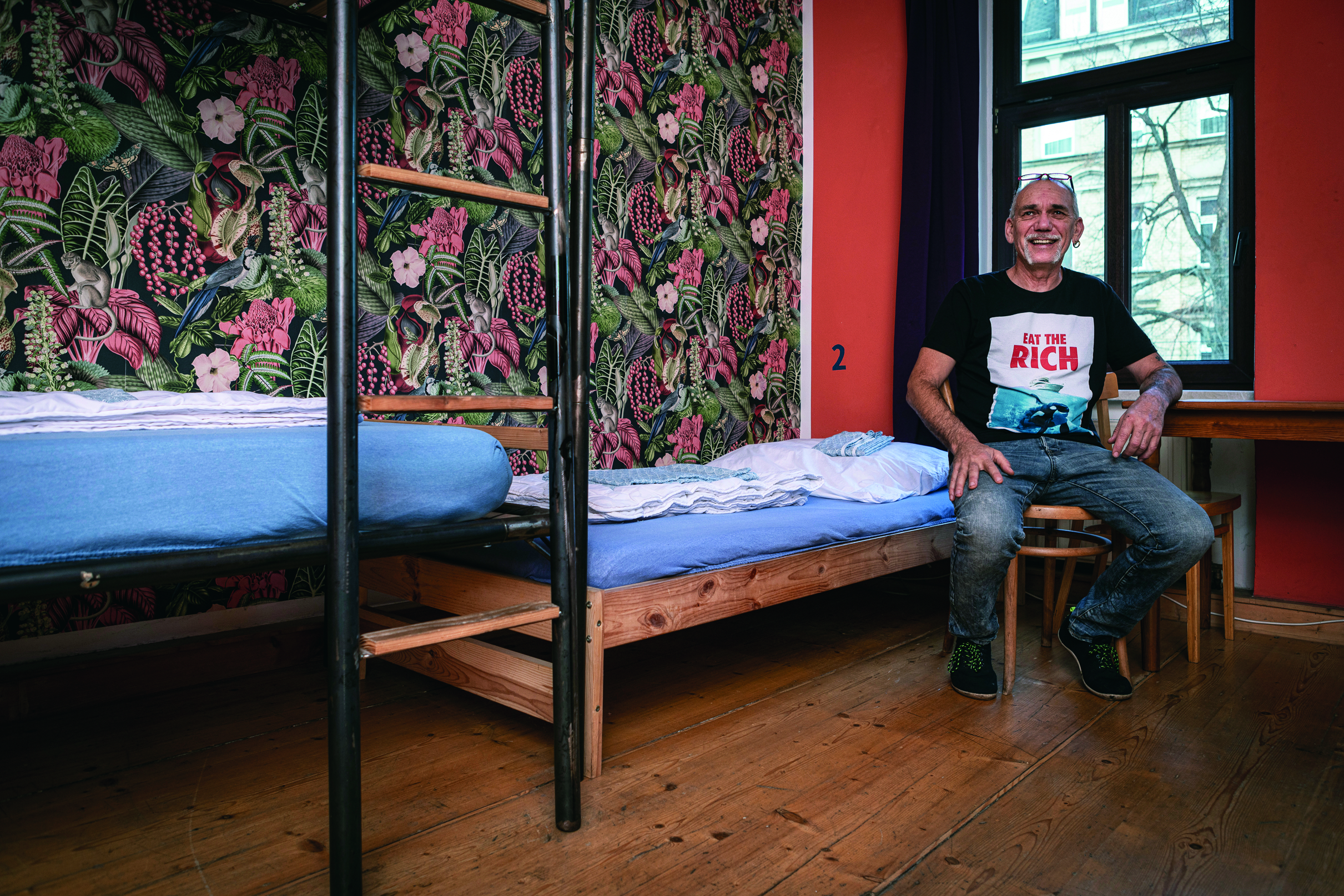   Verschnaufpause vom Überlebensmodus | Das Connewitzer Homeplanet-Hostel öffnet auch in diesem Winter seine Türen für obdachlose  Menschen – und hofft auf Spenden zur Finanzierung  