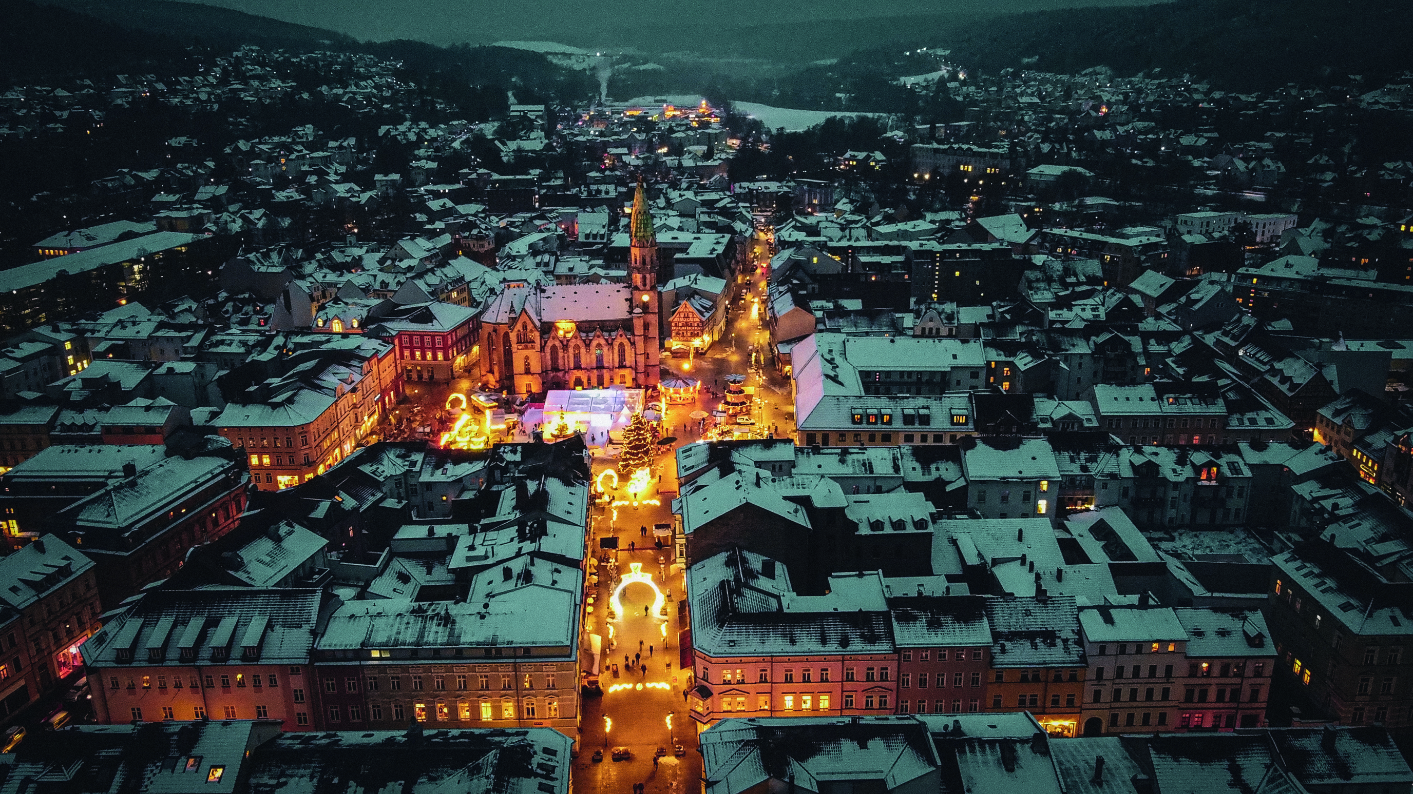   Schloss und Schnee | Meiningen glänzt mit besonderer Atmosphäre gerade im Winter  