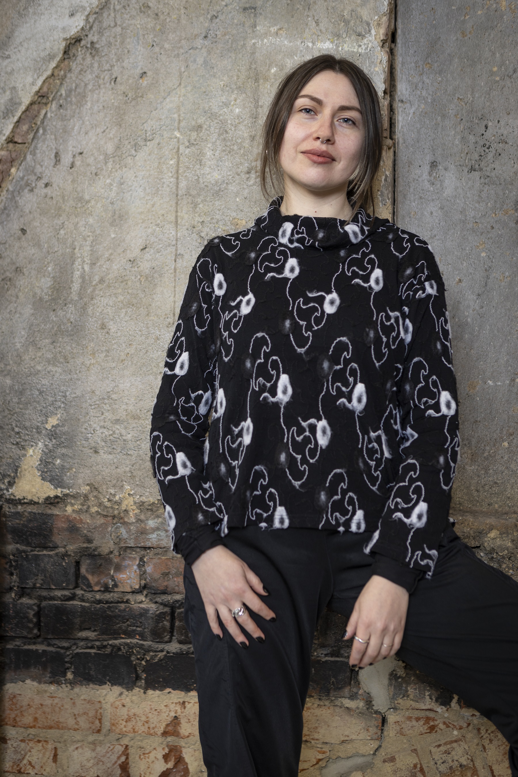   »Kunst ist ein Raum von Zeugenschaft« | Die Fotografin Anna Perepechai über den Krieg in der Ukraine, ihre künstlerische Arbeit dazu und  wie sie Kraft tankt  