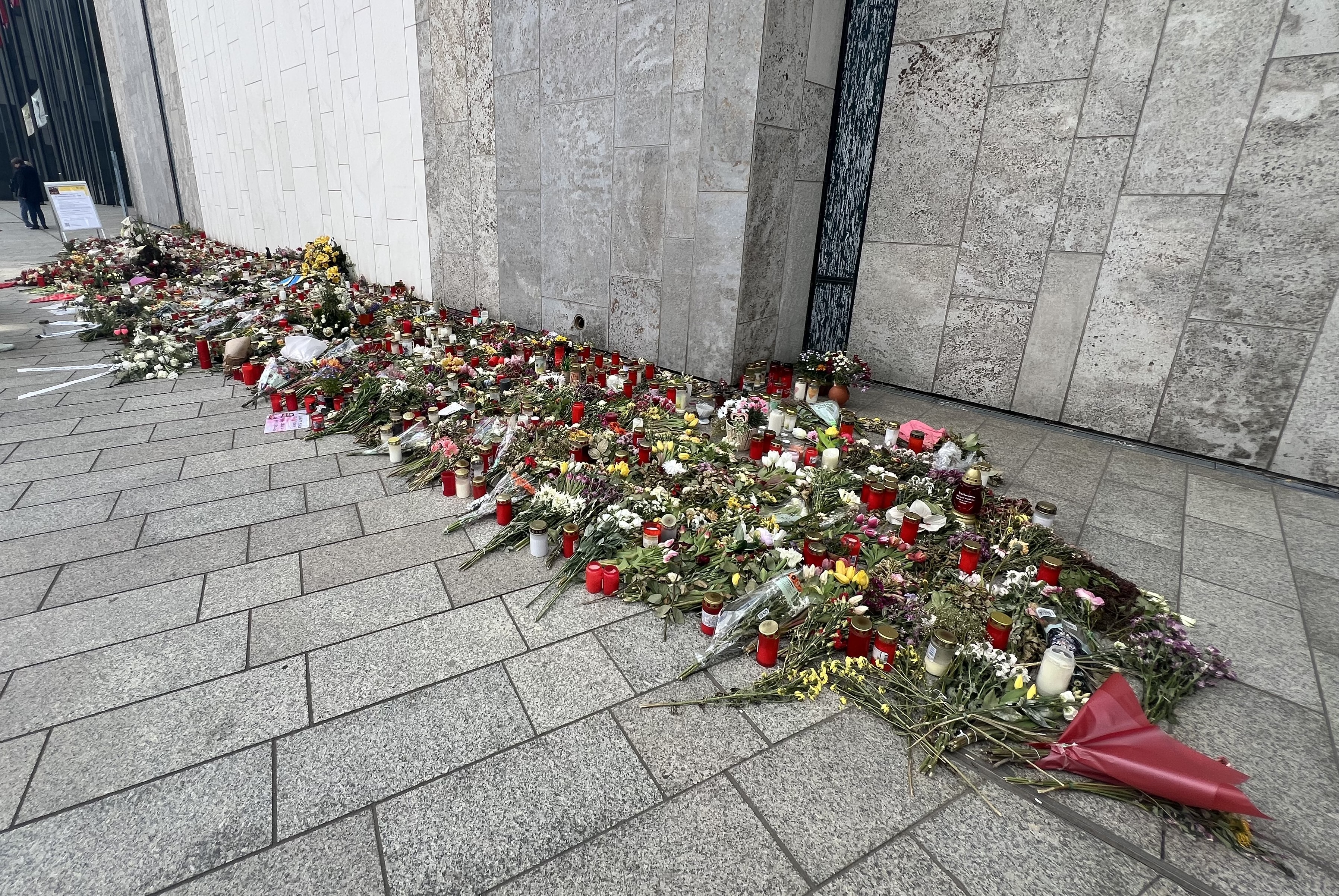   Der ganz normale Frauenhass | Nach der Amokfahrt in Leipzig wird viel über Poller diskutiert – aber nicht über den misogynen Hintergrund der Tat  