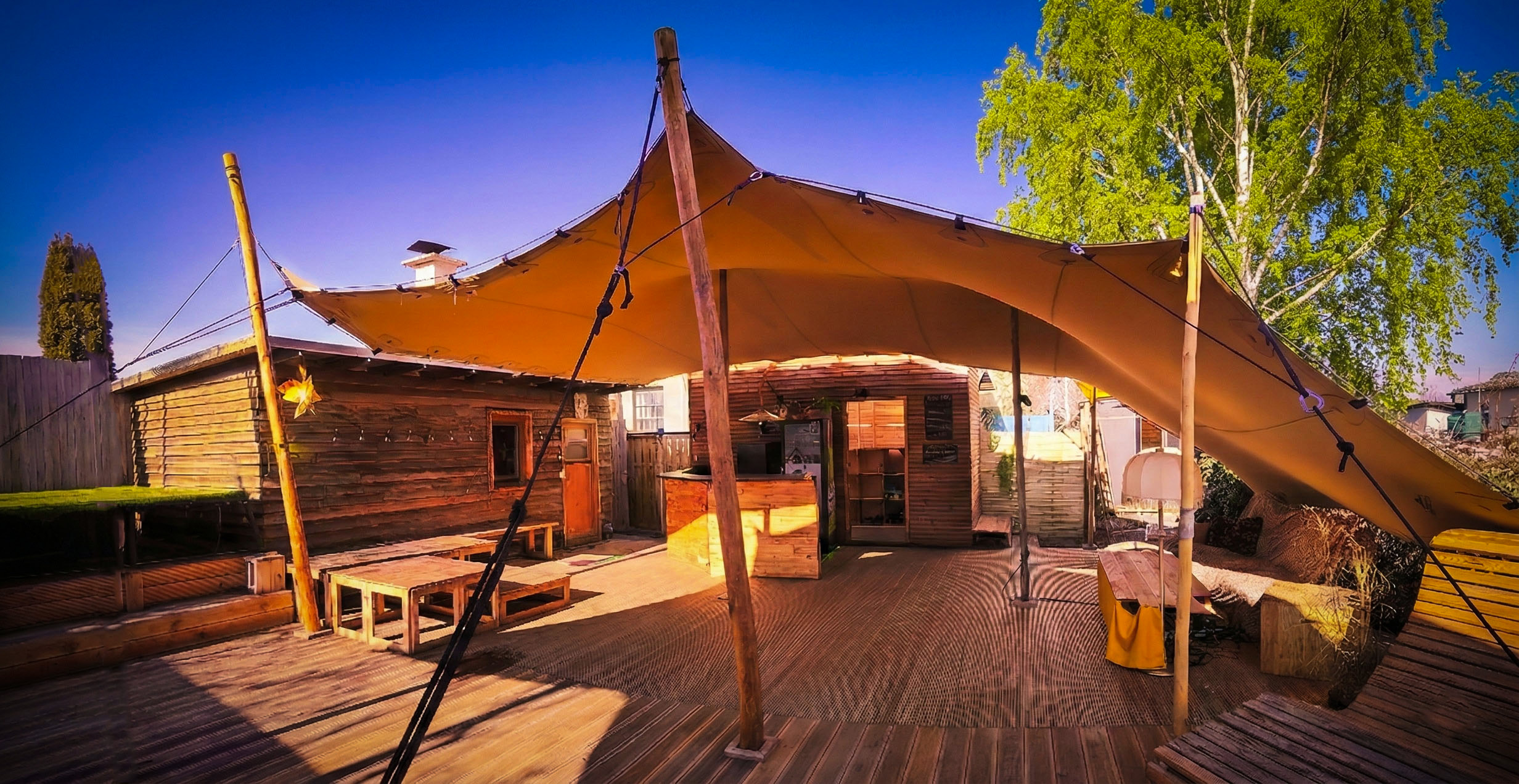  Radikale Erholung | In einer Leipziger Sauna fusionieren traditionelle Aufgusskultur mit DJ-Sets  